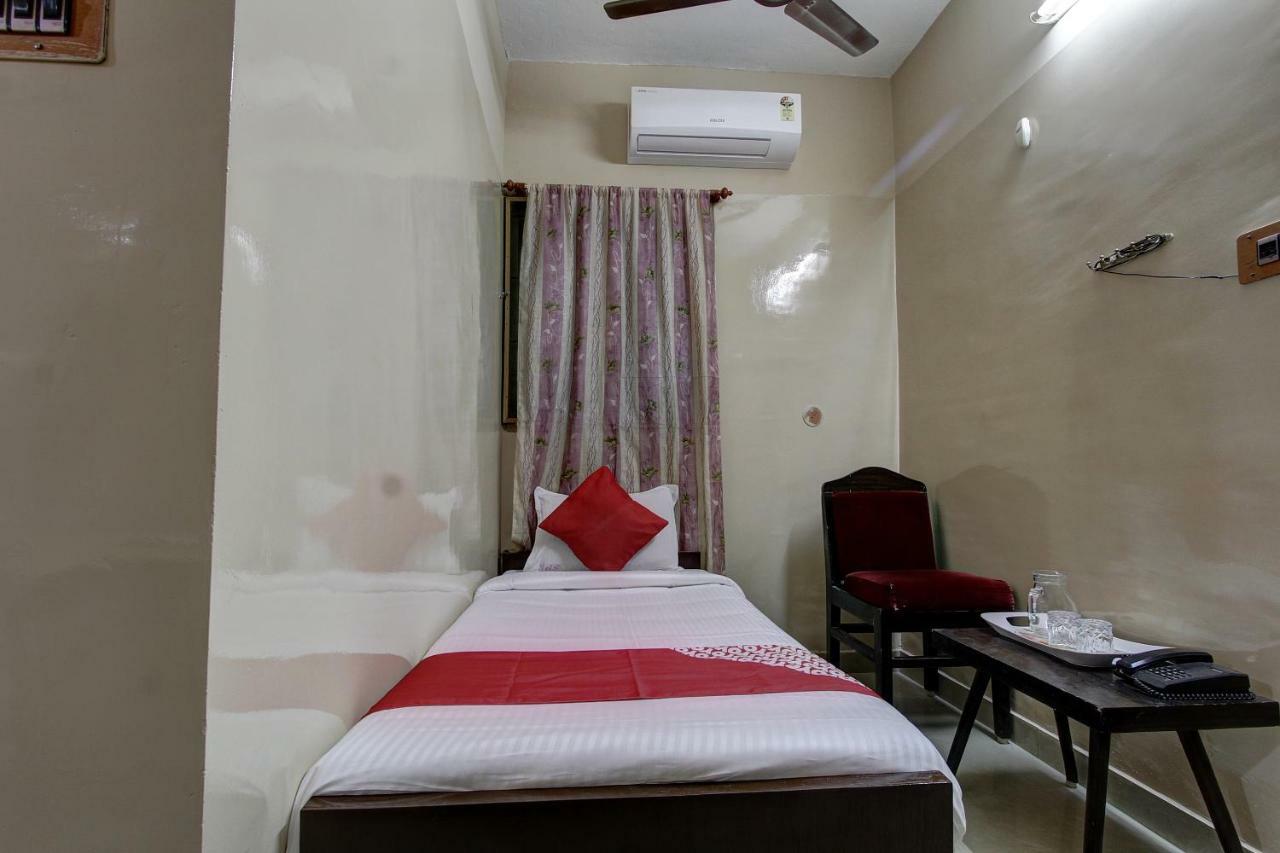 Oyo 44419 Syed Park Residency Ξενοδοχείο Tirunelveli Δωμάτιο φωτογραφία